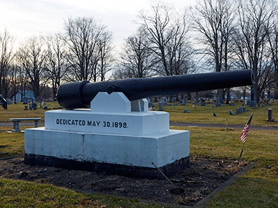 ©2017 Look Around You Ventures, LLC. Image of Fowlerville Civil War Monument.